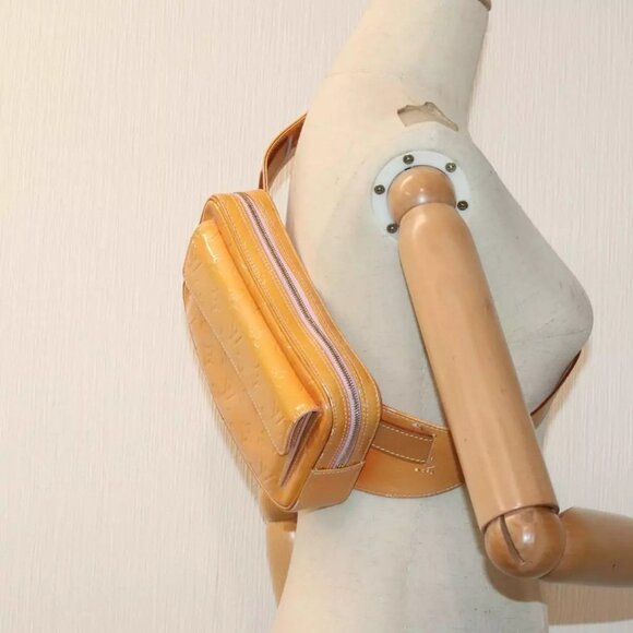 LOUIS VUITTON Monogram Vernis Fulton Bag Marshmallow Pink - Picture 16 of 16